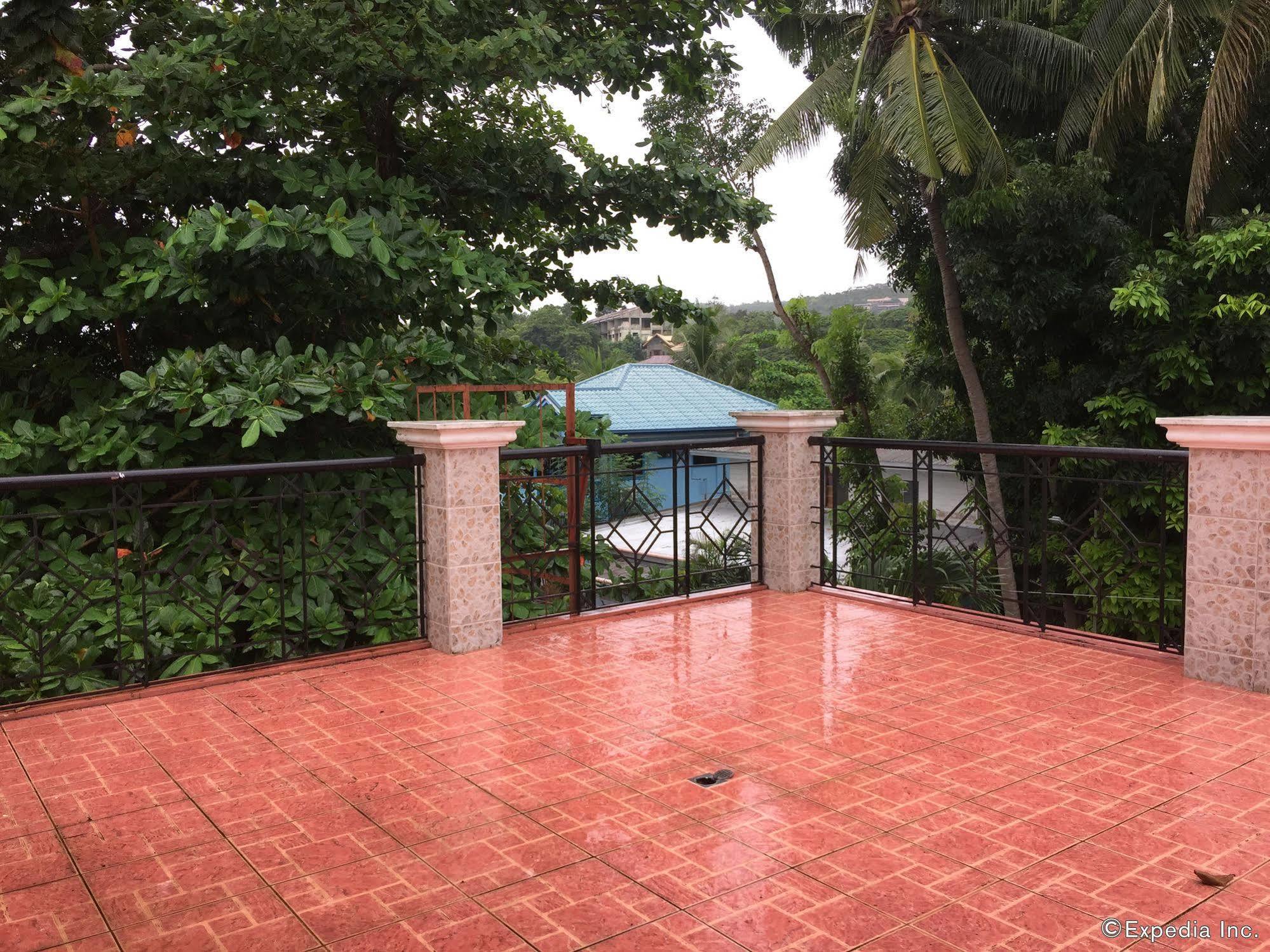 Coco Grove Tourist Inn Panglao Exterior photo